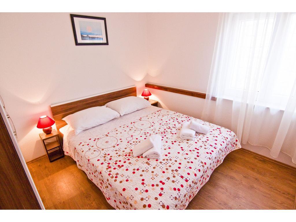 Apartments Cambi Kaštela Δωμάτιο φωτογραφία